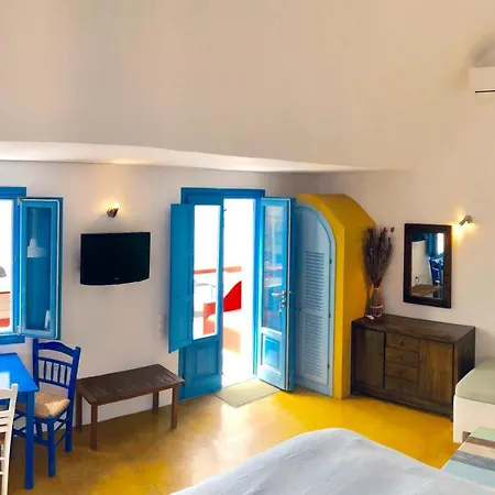Hara's Aparthotel