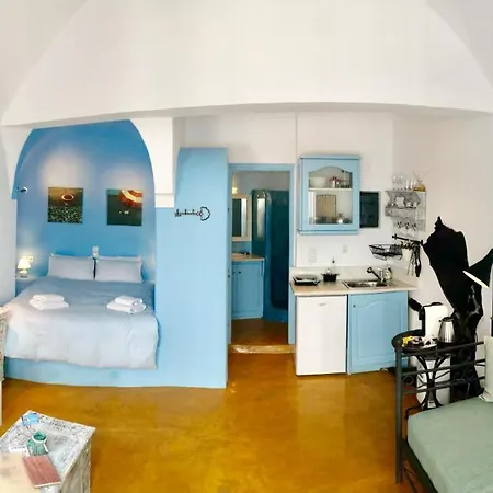 Hara's Aparthotel