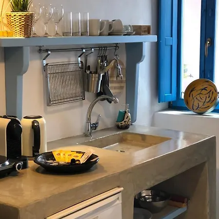 Hara's Imerovigli (Santorini)