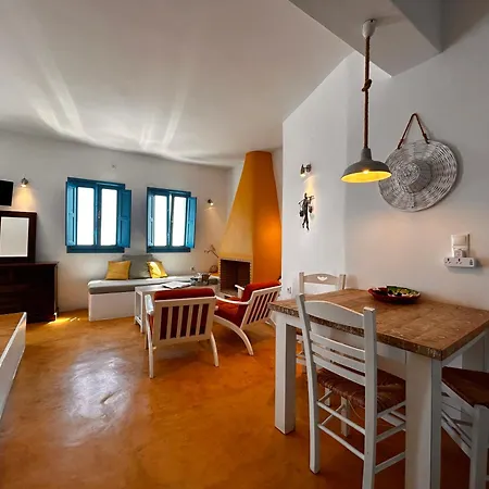 Aparthotel Hara's