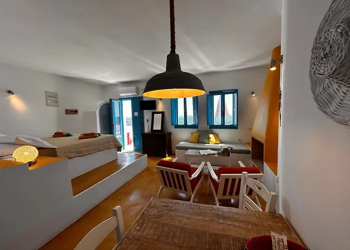 Hara's Aparthotel 4*