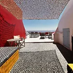 Hara's Aparthotel Imerovigli (Santorini)